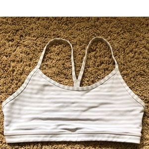 Lululemon sports bra